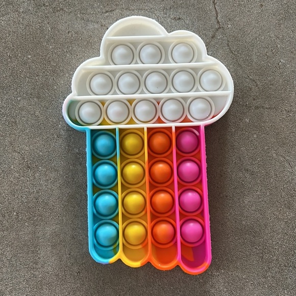 12 Assorted Pop-It Fidget Toys - Picture 8 of 13